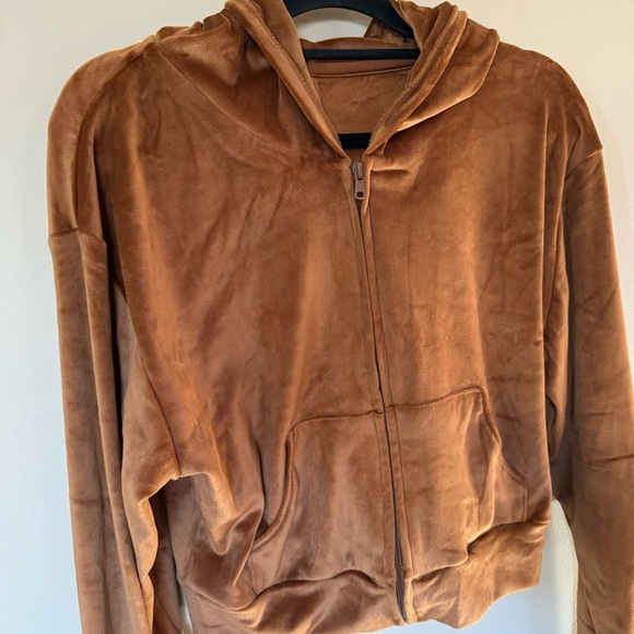 Skims Velour 2-Piece Track Suit Wide Leg - Picture 14 of 16